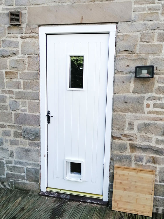Cat and dog flap fitters Backworth and Seaton Delaval