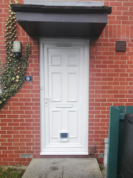 Cat and dog flap fitters Heaton and Byker