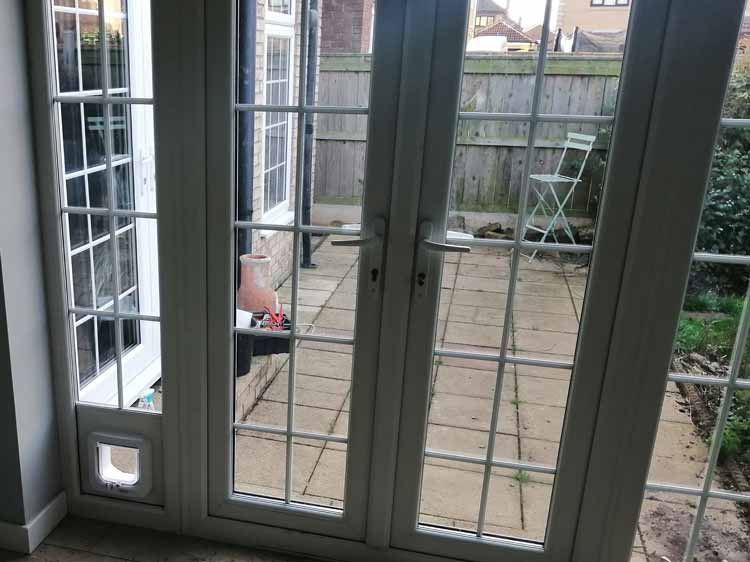 Dog and cat flap fitters Ingleby Barwick