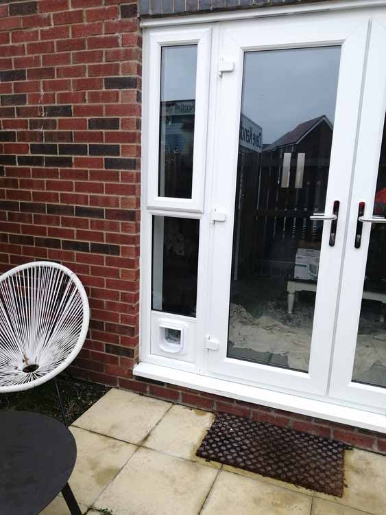 Cat and dog flap fitters Low Fell and Gateshead