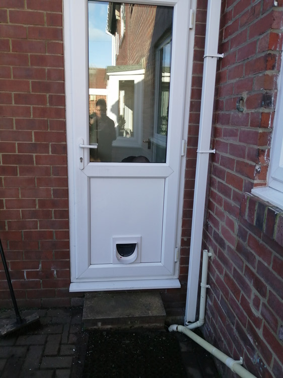 Cat flap fitters High Heaton and Newcastle