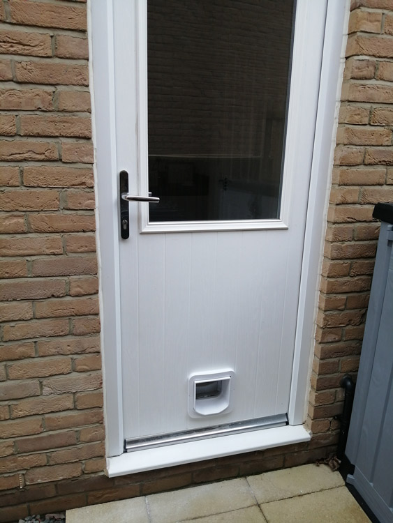 Cat flap fitters Prudhoe and Northumberland