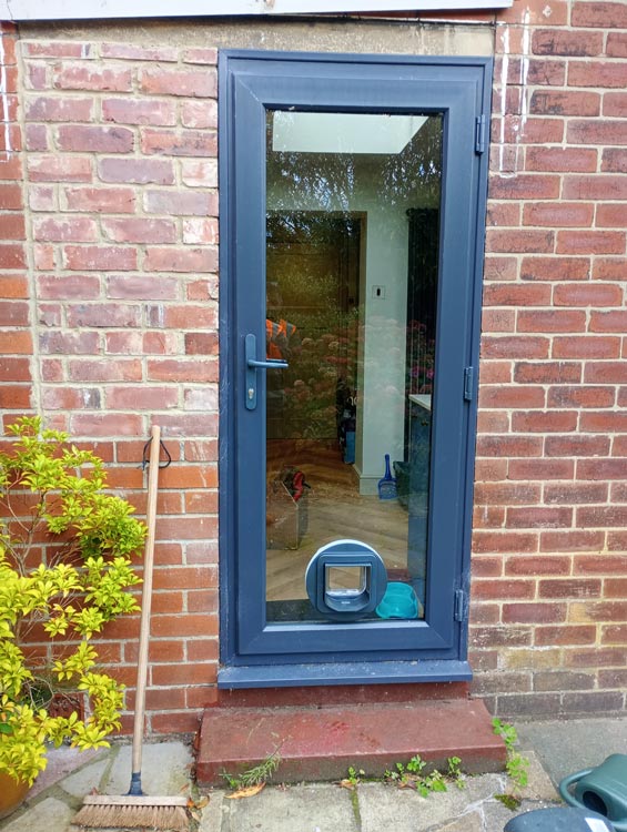 Cat flap prices near me