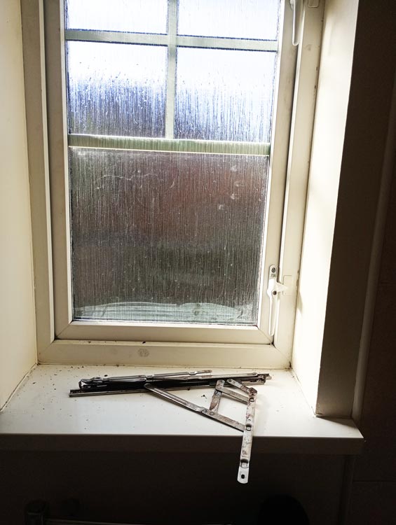 Double glazing repair prices near me Double glazing repair prices near me