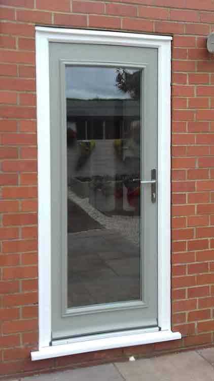 Composite door fitters Throckley