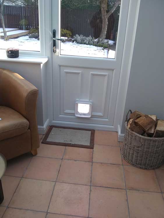 Cat flap fitters Stockton and Teeside