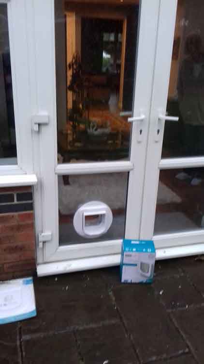 cat flap fitters Whitley Bay